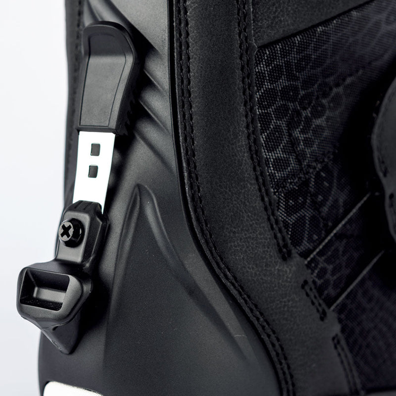 シックスエイトシックス ゴースト2.5アノラック M3WN136 スノーボードウェア ジャケット アノラック かぶり ユニセックス