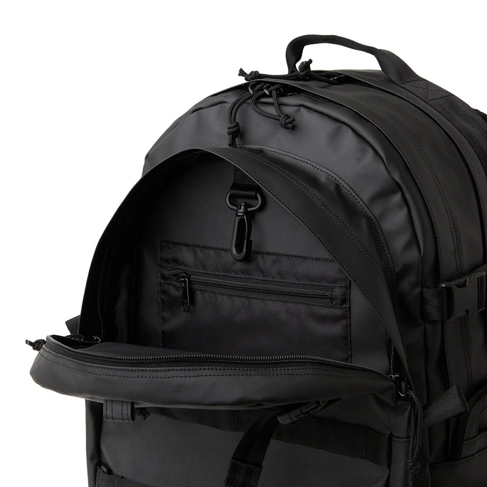 ニューエラ キャリアパック 35L シンセティックレザー | APORITO