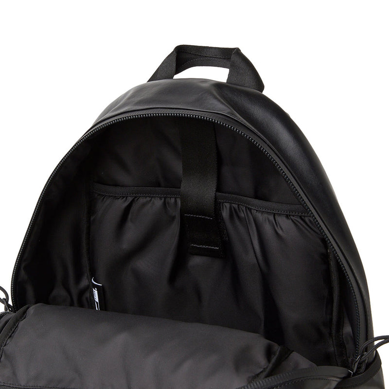ニューエラ ライトパック 27L シンセティックレザー | APORITO