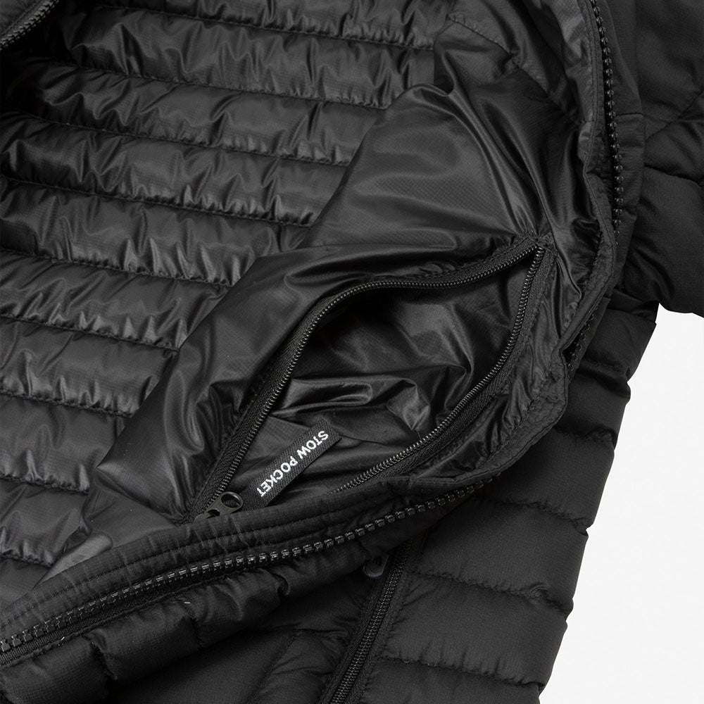 美品 ノースフェイス サンダーラウンドネックジャケット ブラック THE NORTH FACE（ザ ノースフェイス） ザ ノースフェイス メンズ